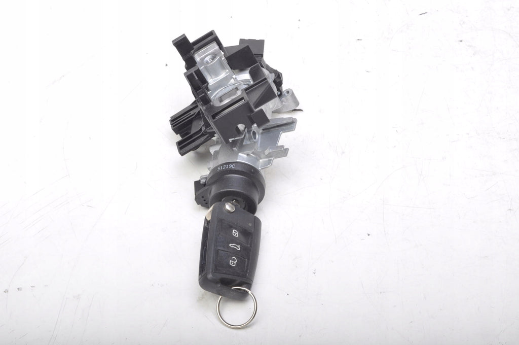 A1 II 82A IGNITION SWITCH KEY 1K0905851 82A837220