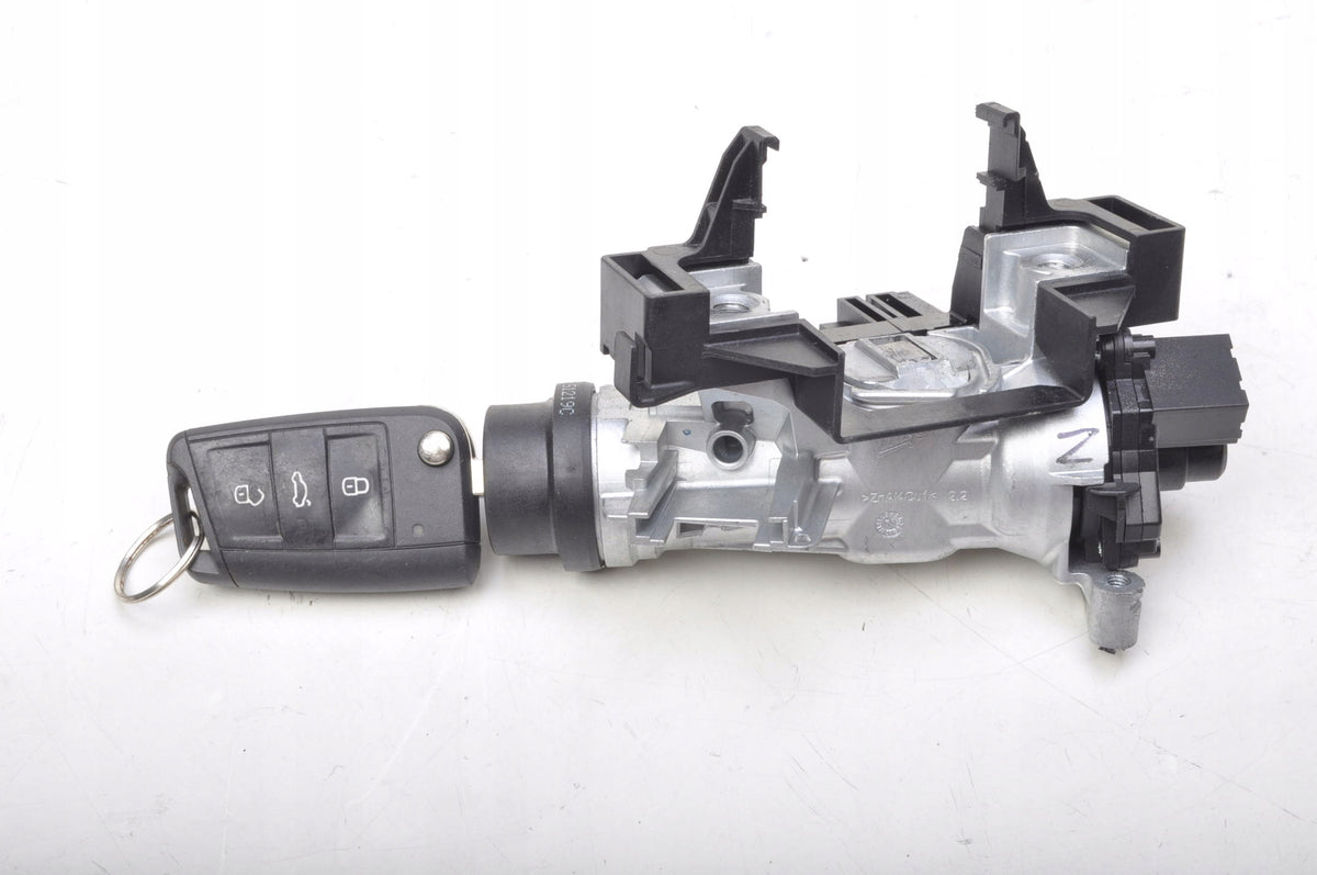 A1 II 82A IGNITION SWITCH KEY 1K0905851 82A837220