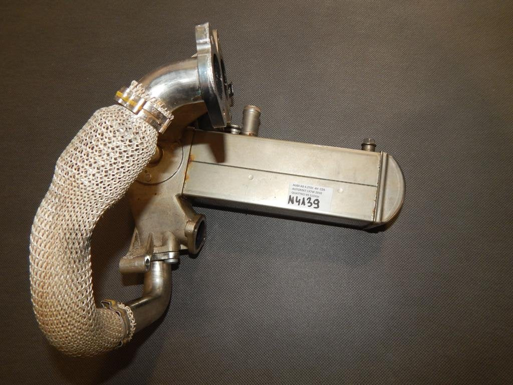 A8 D4 4H EXHAUST GAS RECIRCULATION COOLER 057131515F