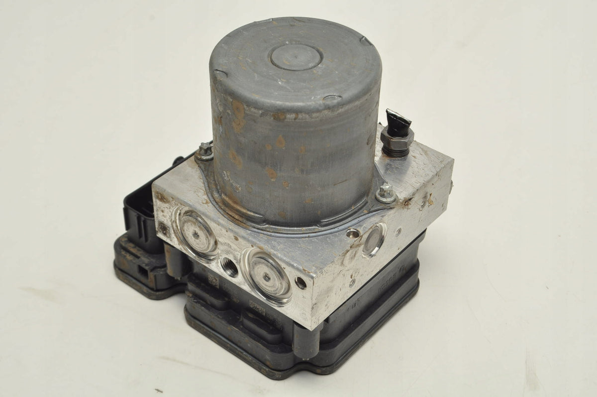 ABS PUMP VOLVO XC40 31445741