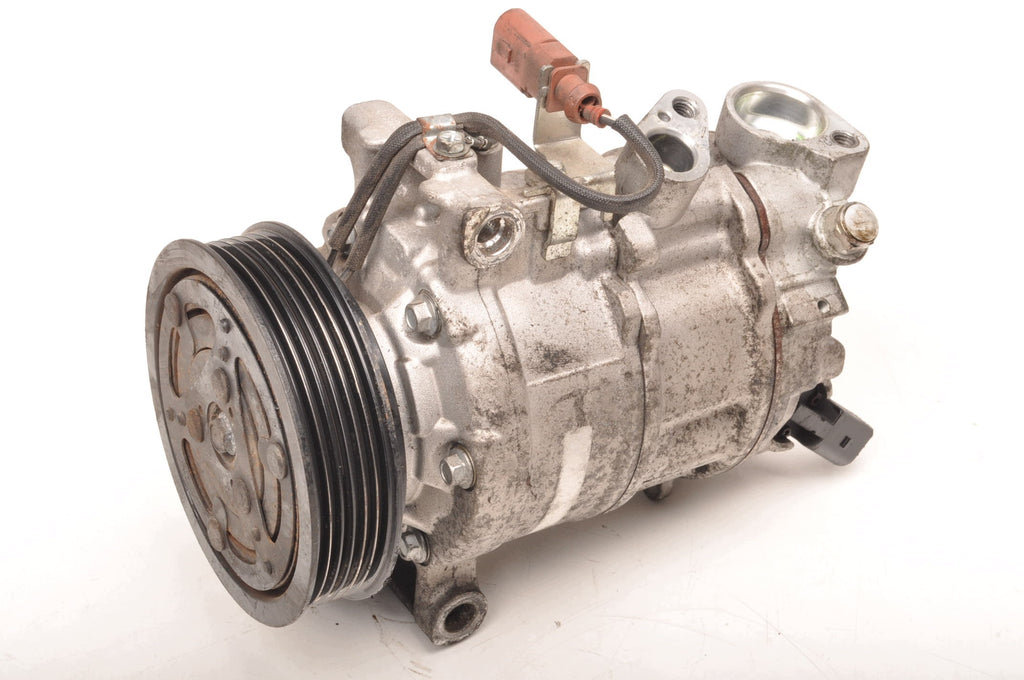 AIR CONDITIONING COMPRESSOR AUDI A5 AND 2.0 TDI 143KM