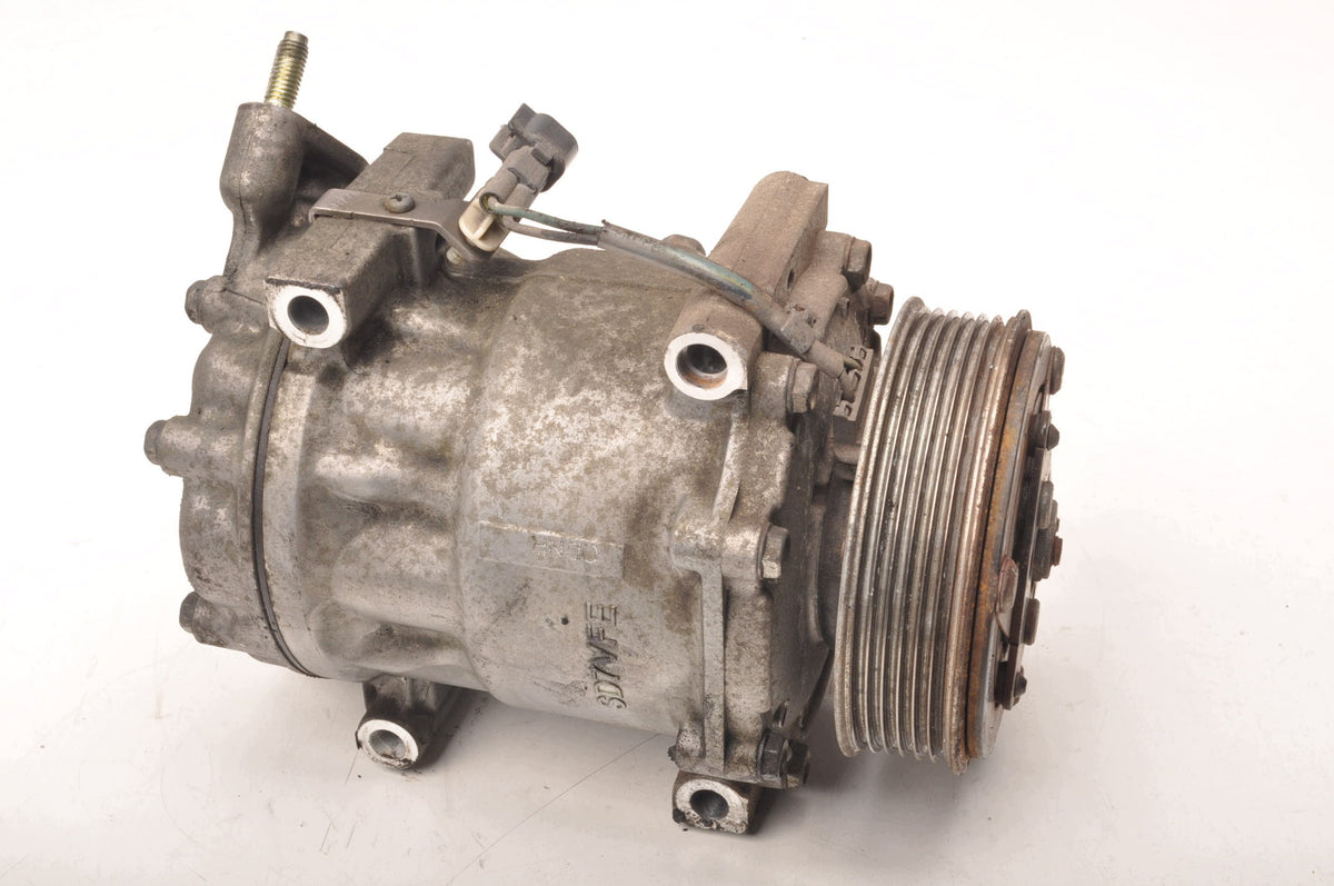 AIR CONDITIONING COMPRESSOR VOLVO C30 S40 II C70 V50 1.6 8V D2 31348245