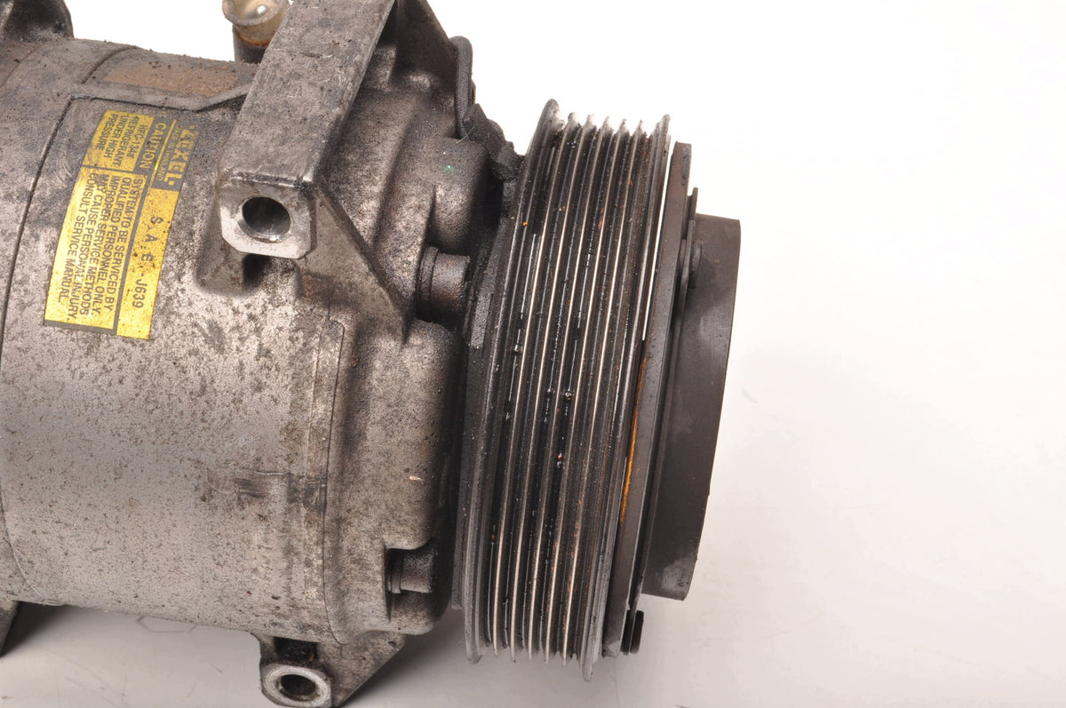 AIR CONDITIONING COMPRESSOR VOLVO S60 AND V70 II XC70 XC90 2.0 T 180 KM 30742206
