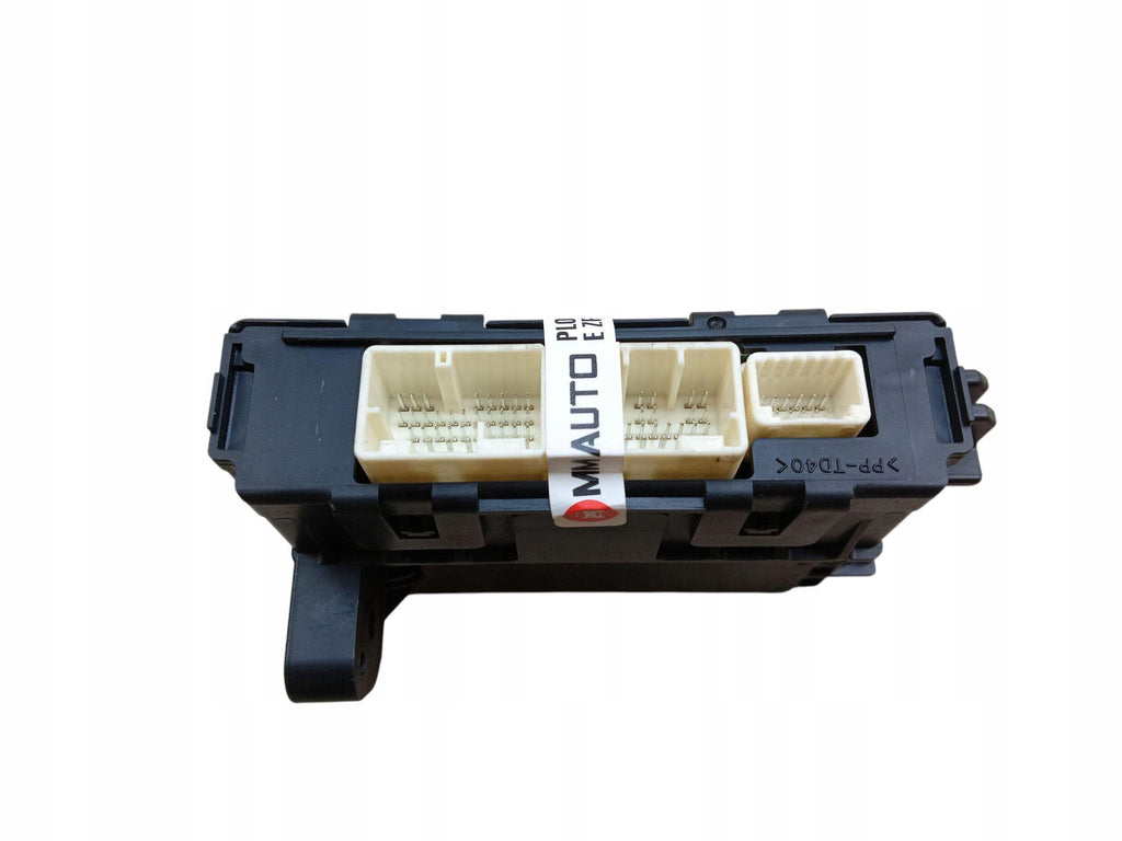 AIR CONDITIONING CONTROLLER MODULE LEXUS IS III 300h 88650-53571