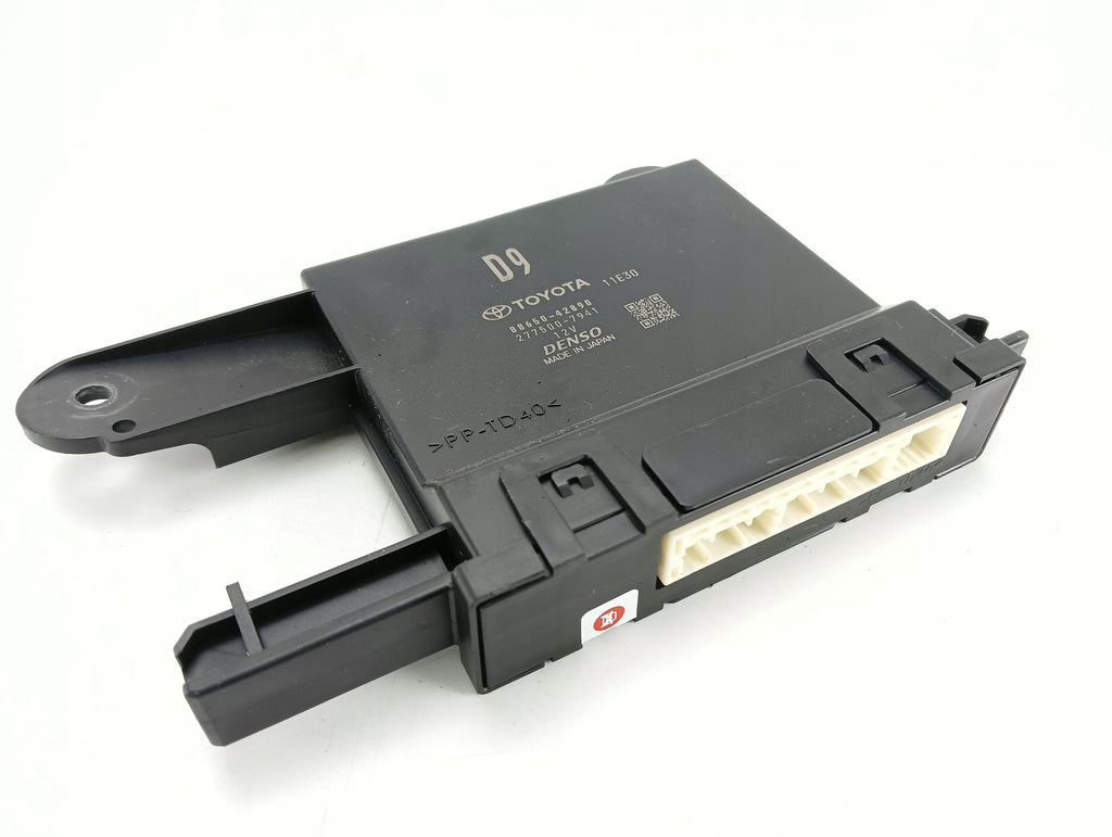 AIR CONDITIONING CONTROLLER MODULE TOYOTA RAV4 V 88650-42890