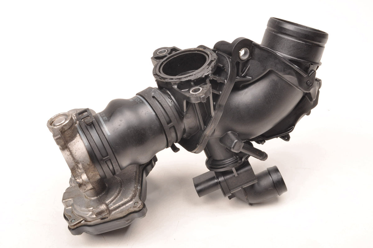 AIR INTAKE PIPE AUDI Q5 2.0 TDI 190KM 04L129635D 04L131501B