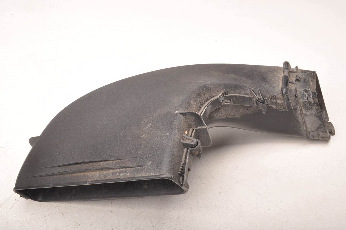 AIR INTAKE PIPE VOLVO V40 II 2.0 D4 190KM 31338658