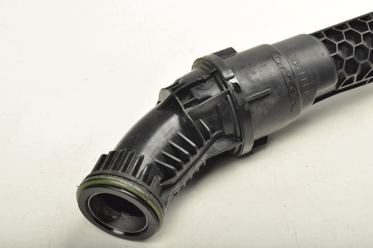 AIR INTAKE PIPE VOLVO V40 II 2.0 D4 190KM 31411996
