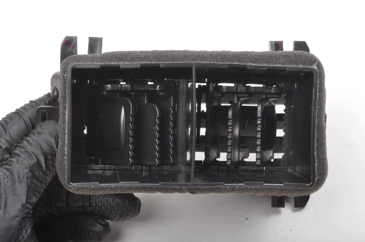 AIR VENT GRILLE MG ZS II 20250821 11408303 2025