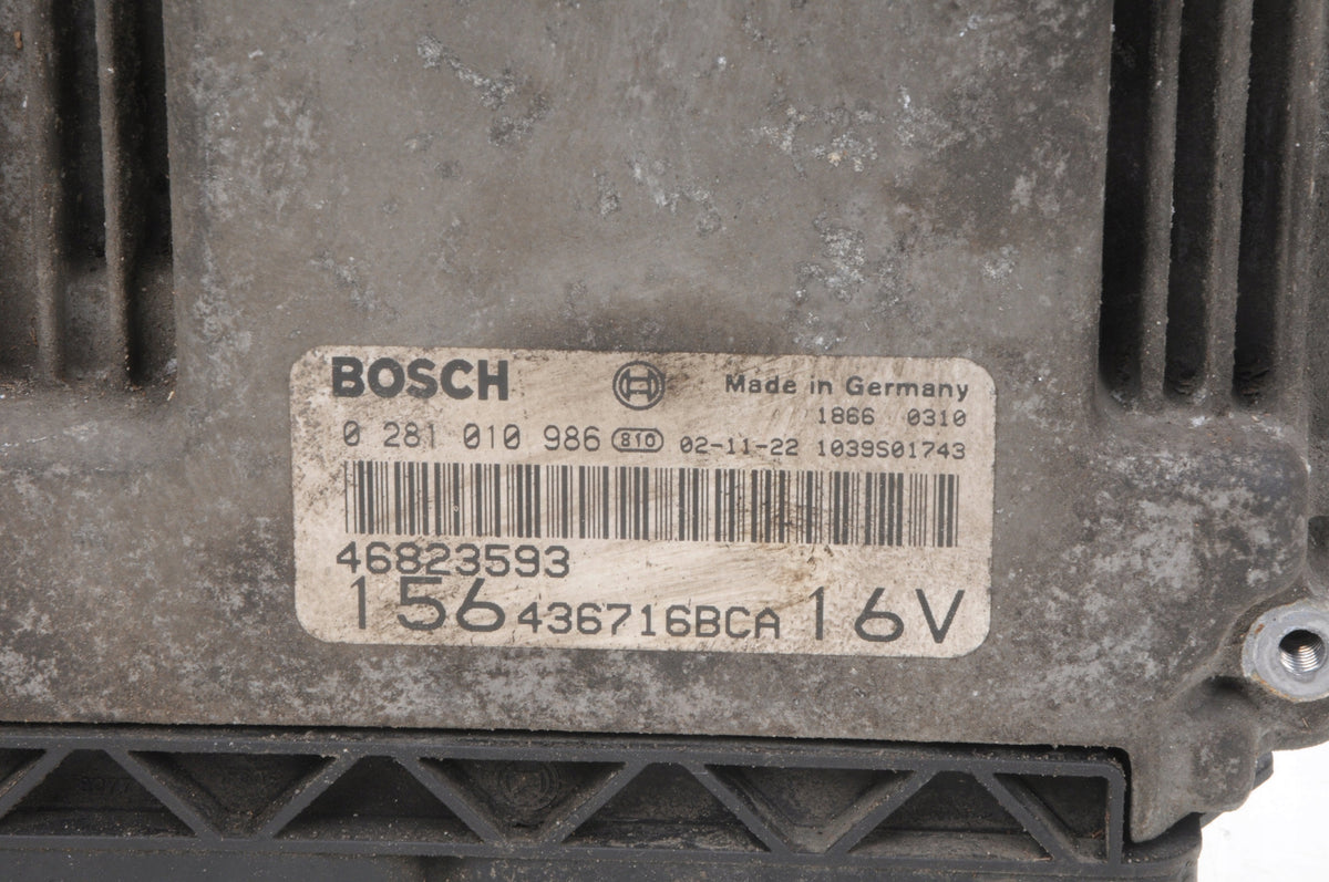 ALFA ROMEO 156 1.9 JTD COMPUTER ENGINE DRIVER 46823593 0281010986