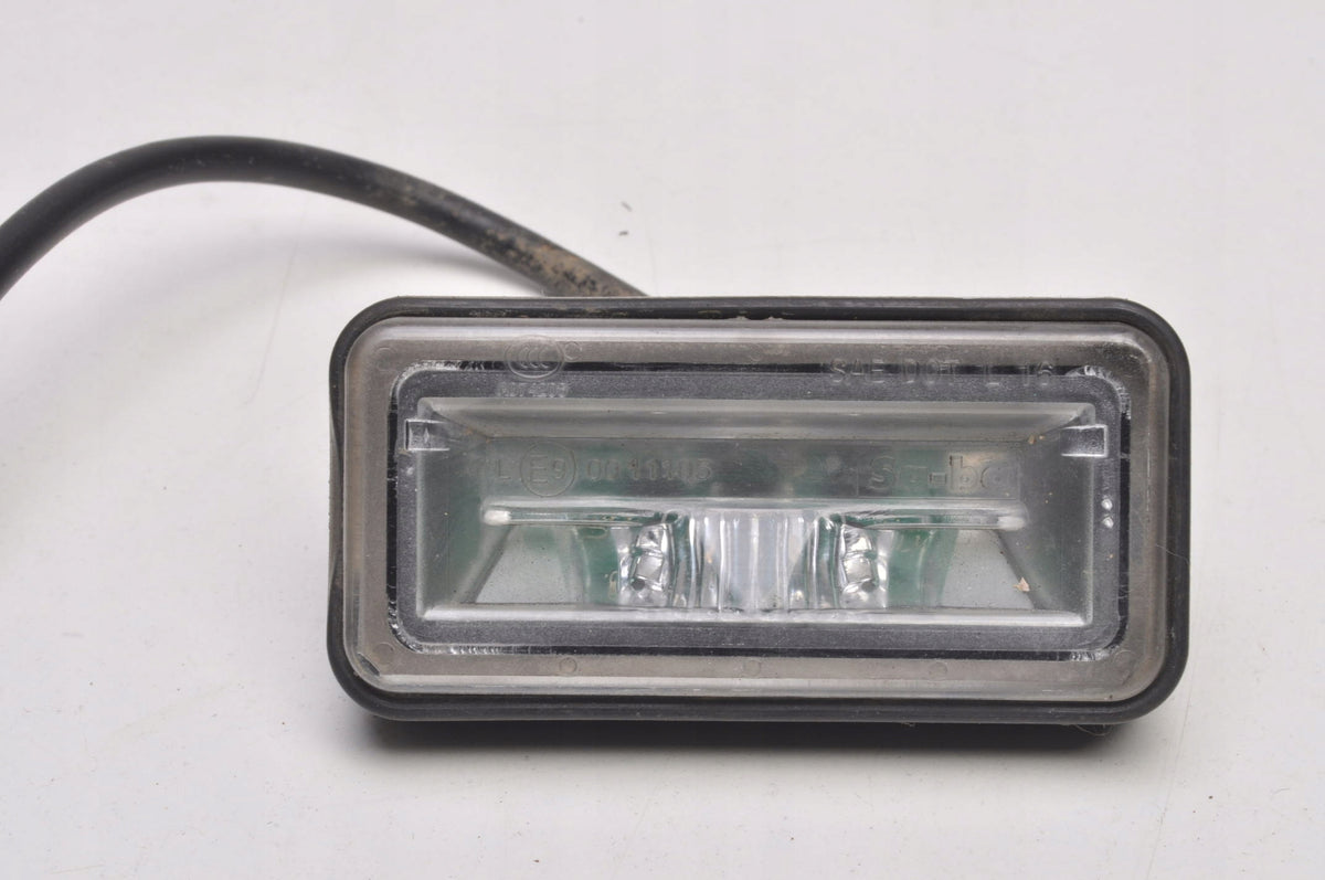 ASTON MARTIN DB11 BACKLIGHT LIGHT