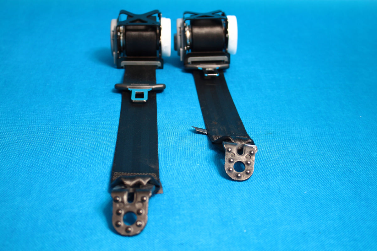 AUDI A1 8X0 BELTS REAR SET 5 DOORS 8X4857805C 2016R