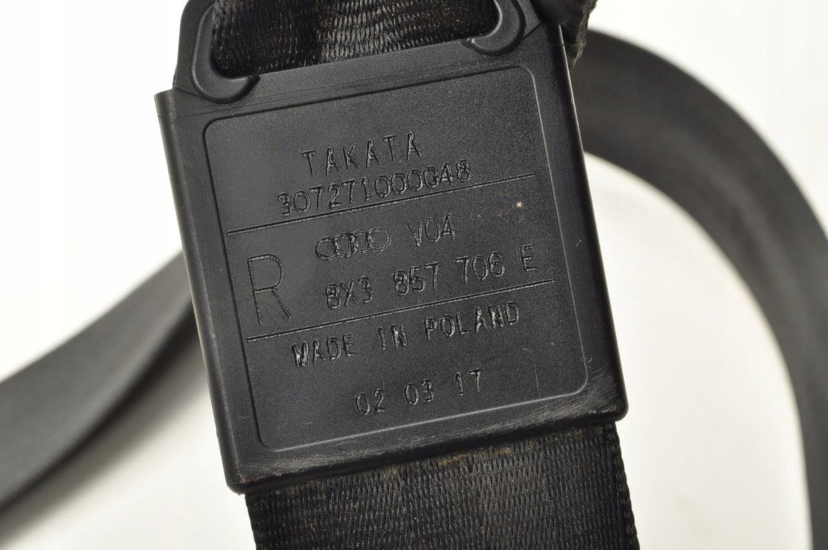 AUDI A1 SEAT BELT RIGHT FRONT 8X3857706E HB 5D