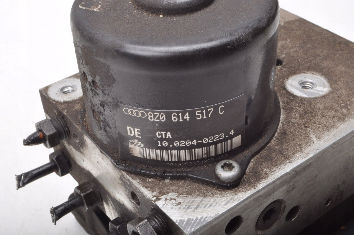 AUDI A2 1.4 TDI 75 KM PUMP ABS 8Z0614517C