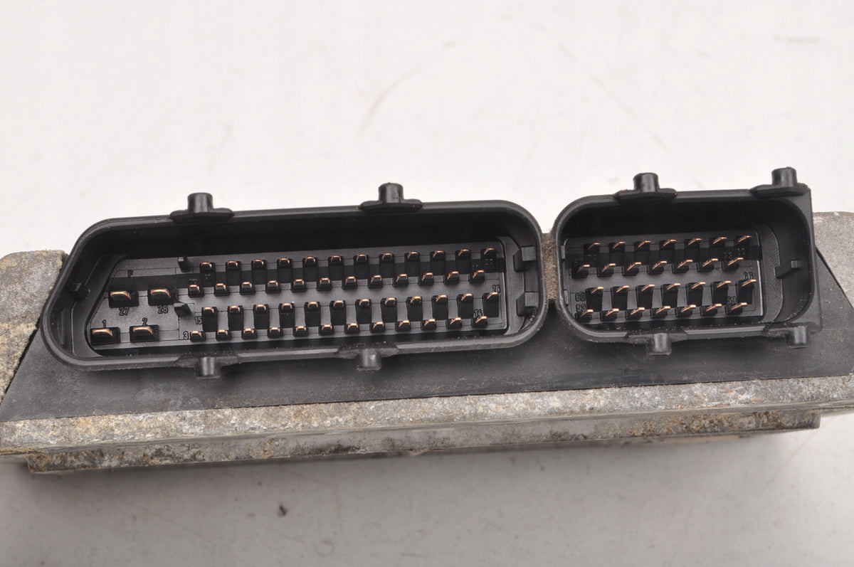 AUDI A3 1.6 COMPUTER ENGINE DRIVER 06A906019BS