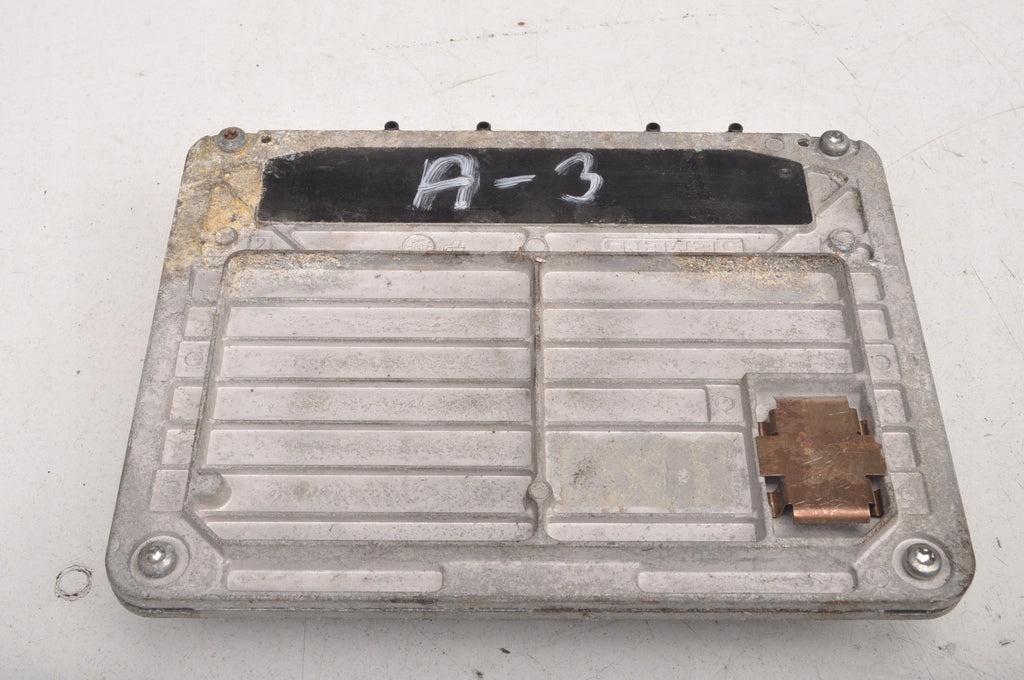 AUDI A3 1.6 COMPUTER ENGINE DRIVER 06A906019BS