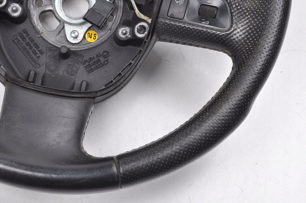 AUDI A3 8P LEATHER STEERING WHEEL 8P0419091CM MULTIFUNCTIONAL