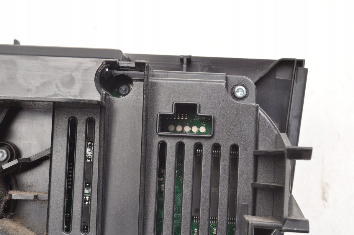 AUDI A3 8P PANEL AIR CONDITIONING SWITCH 8P0820043BK