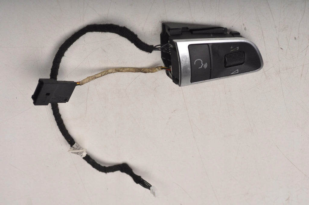 AUDI A3 8P RADIO SWITCHES 4E0951527AE
