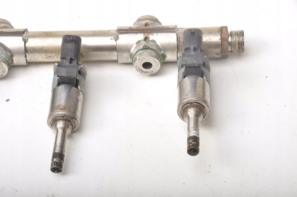 AUDI A3 8V 1.0 TFSI 115KM INJECTION RAIL 0261500350