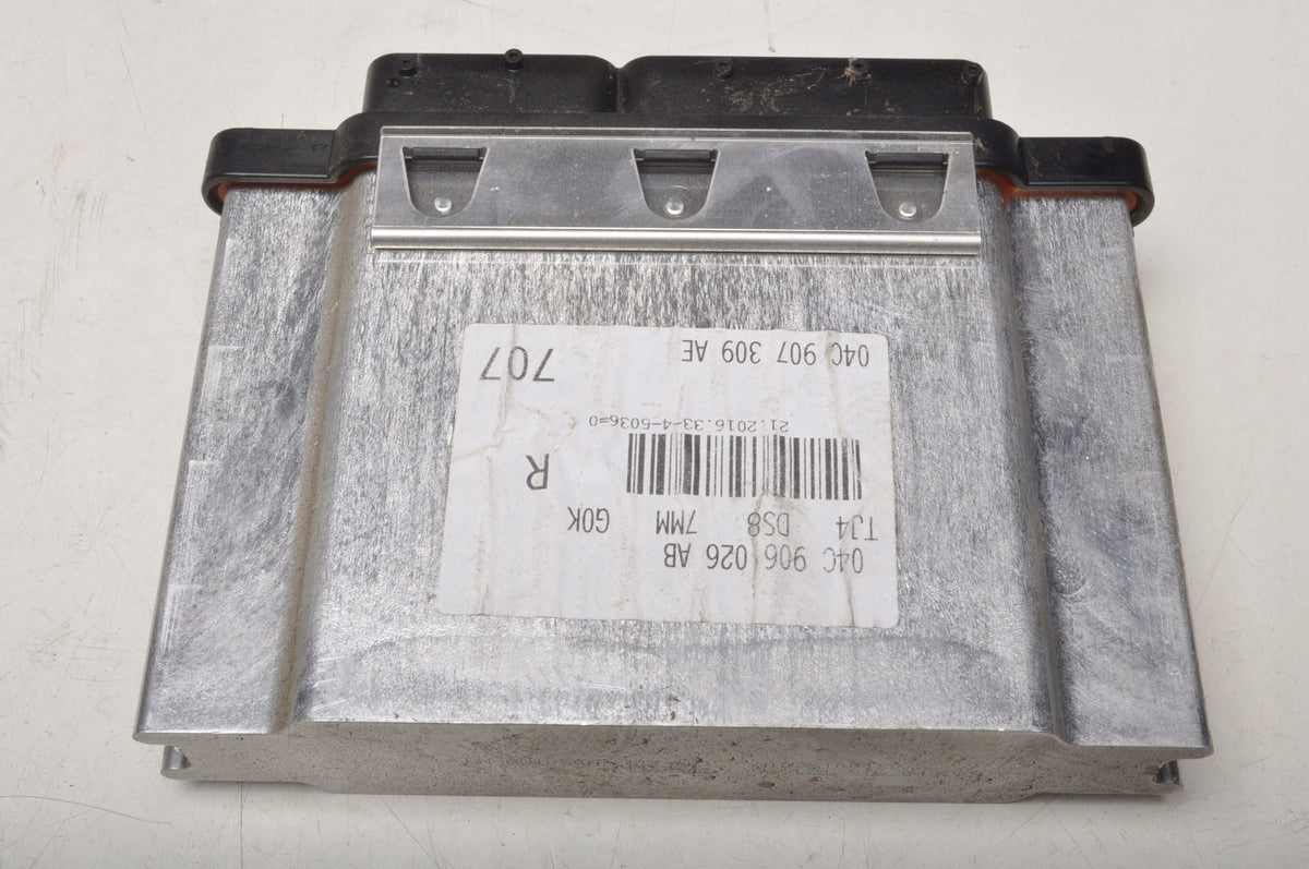 AUDI A3 8V 1.0 TFSI COMPUTER ENGINE DRIVER 04C906026AB 0261S10530