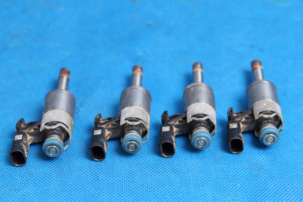 AUDI A3 8V 1.4 TFSI INJECTOR 04E906036E Q 2014R