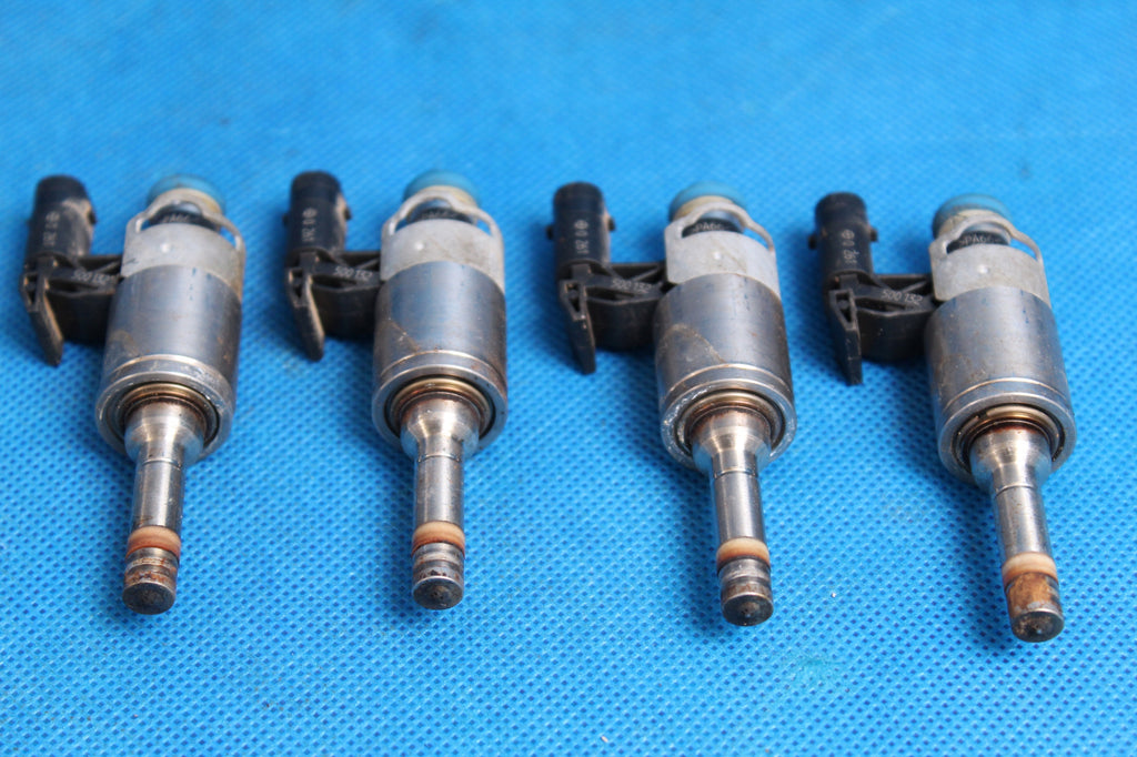 AUDI A3 8V 1.4 TFSI INJECTOR 04E906036E Q 2014R