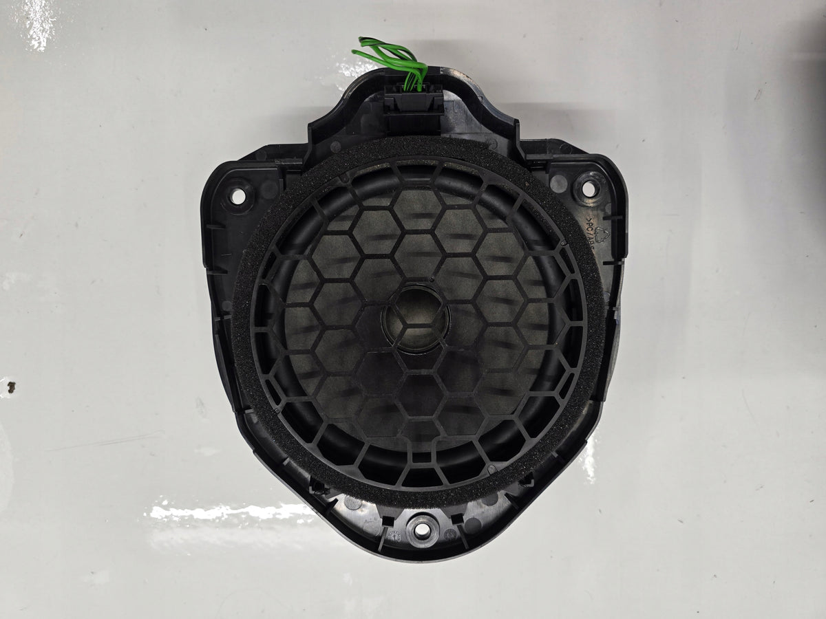 AUDI A3 8V 13R DOOR SPEAKER LEFT RIGHT REAR 8V0035411B
