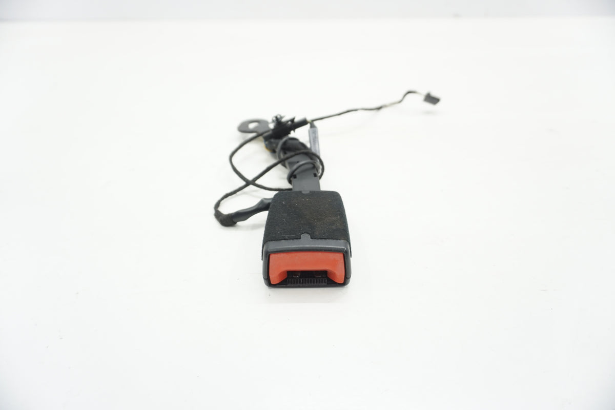 AUDI A3 8V 5D BELT BUCKLE RIGHT FRONT 8V0857756B