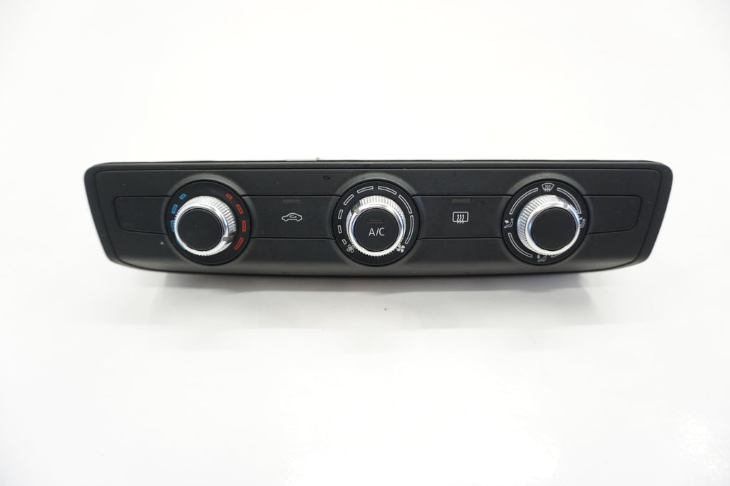 AUDI A3 8V AIR CONDITIONING PANEL 8V0820047B