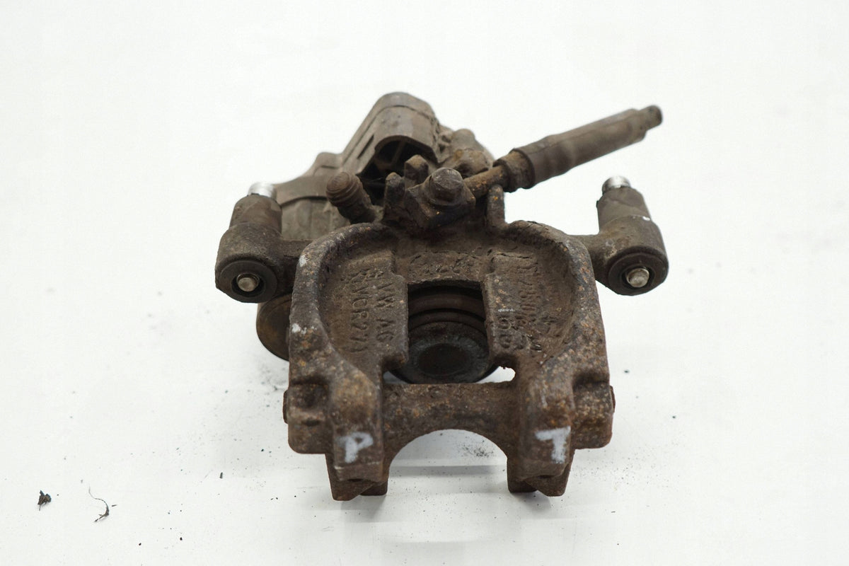 AUDI A3 8V LIFT 16R BRAKE CALIPER RIGHT REAR