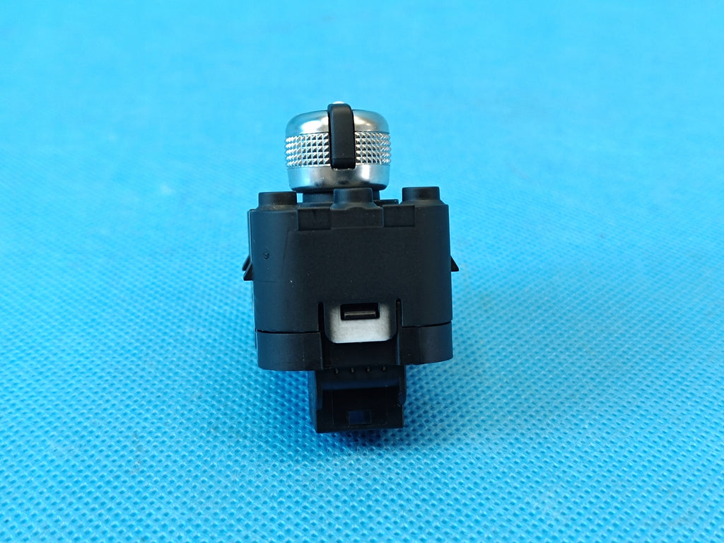 AUDI A3 8Y LIFT 1.5 TSI 2025 R MIRROR ADJUSTMENT SWITCH 4M0959565S