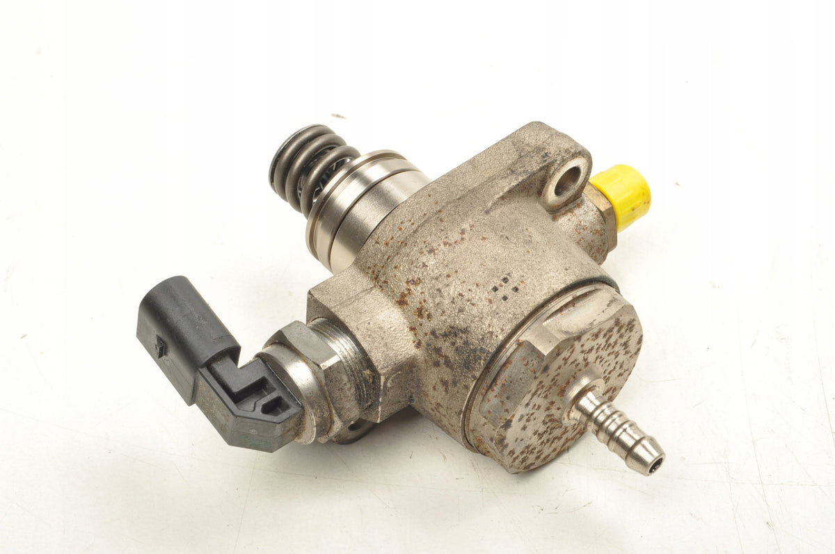 AUDI A3 A6 Q3 GOLF VII OCTAVIA LEON III 2.0 TFSI FUEL PUMP 06L127027B