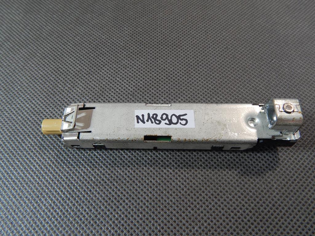 AUDI A3 S3 8V ANTENNA AMPLIFIER 8V3035225B