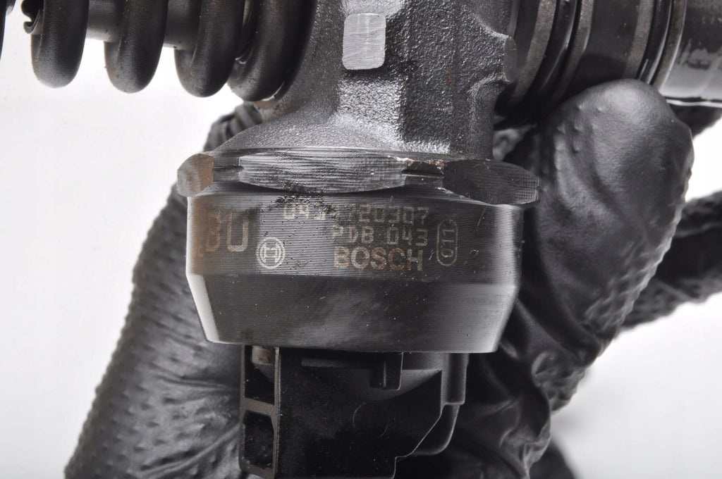 AUDI A3 VOLKSWAGEN PASSAT B5 POLO IV 1.4 TDI 70KM PUMP INJECTION 038130073BL