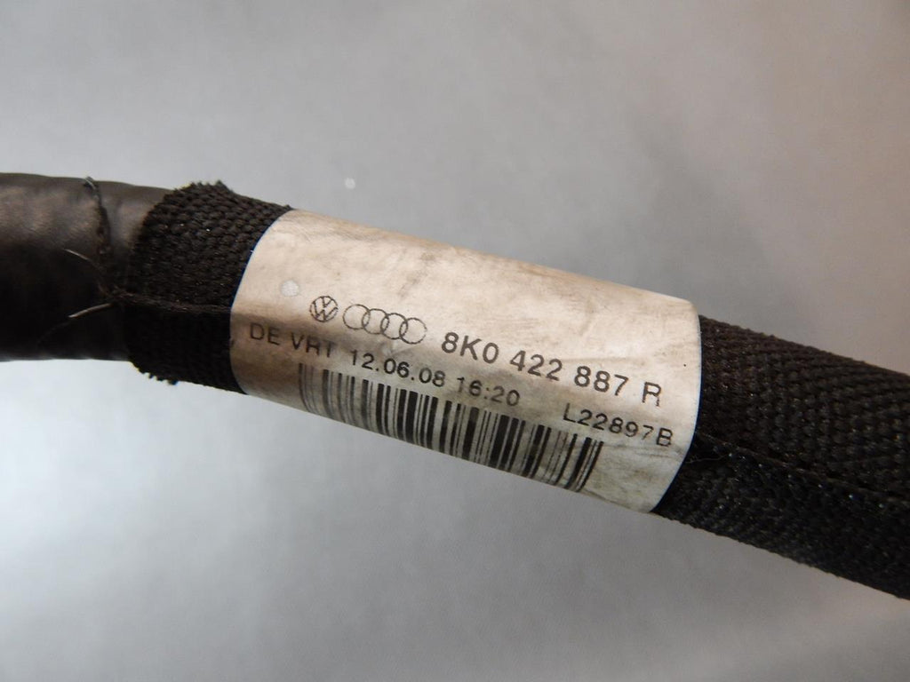 AUDI A4 8K HOSE 8K0422887R