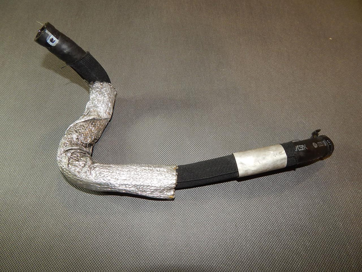 AUDI A4 8K HOSE 8K0422887R
