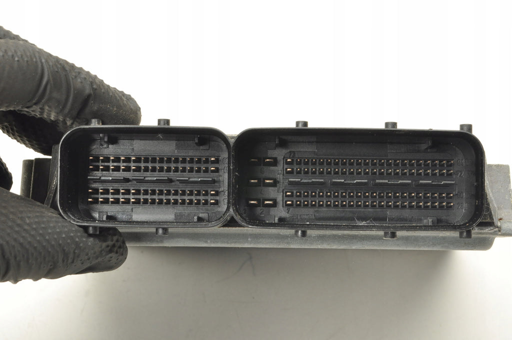 AUDI A4 A5 A6MA8 D4 3.0 TFSI 290KM COMPUTER ENGINE DRIVER 4H0907551
