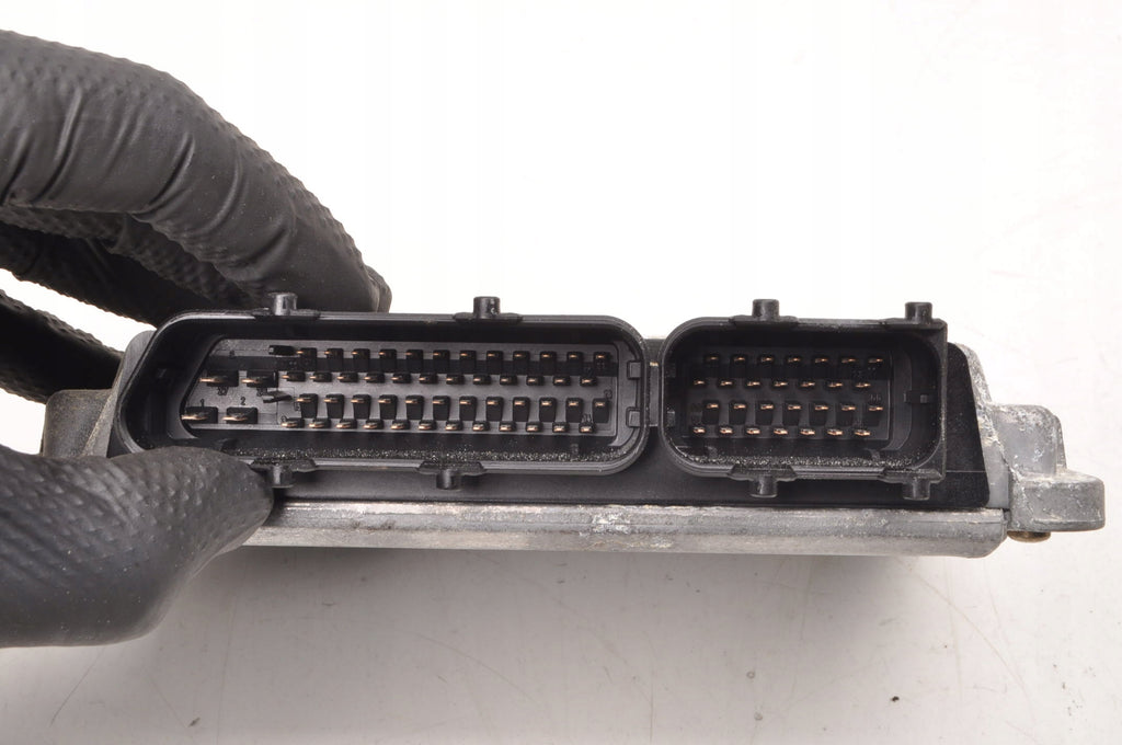 AUDI A4 B5 1.9 TDI 110HP COMPUTER ENGINE CONTROLLER 038906018FD