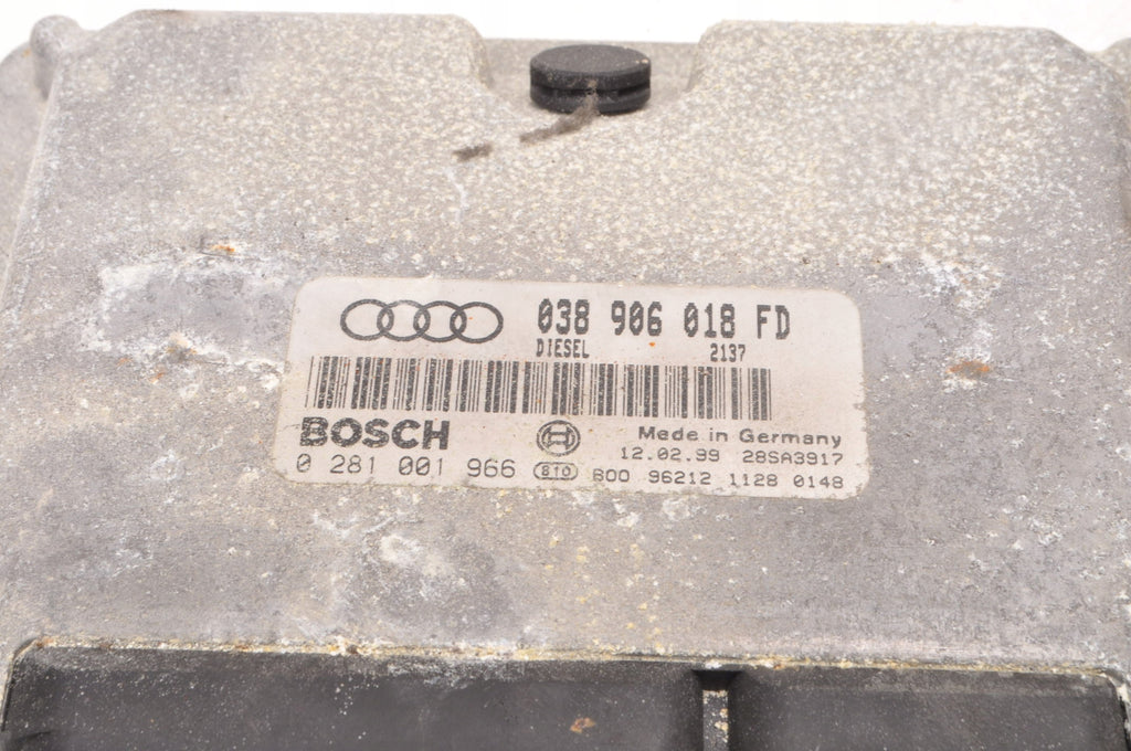 AUDI A4 B5 1.9 TDI 110HP COMPUTER ENGINE CONTROLLER 038906018FD
