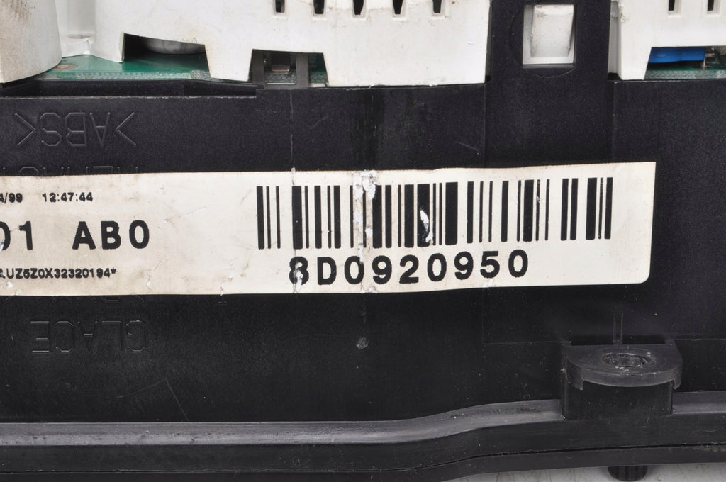 AUDI A4 B5 2.5 TDI COUNTER CLOCKS 8D0920950