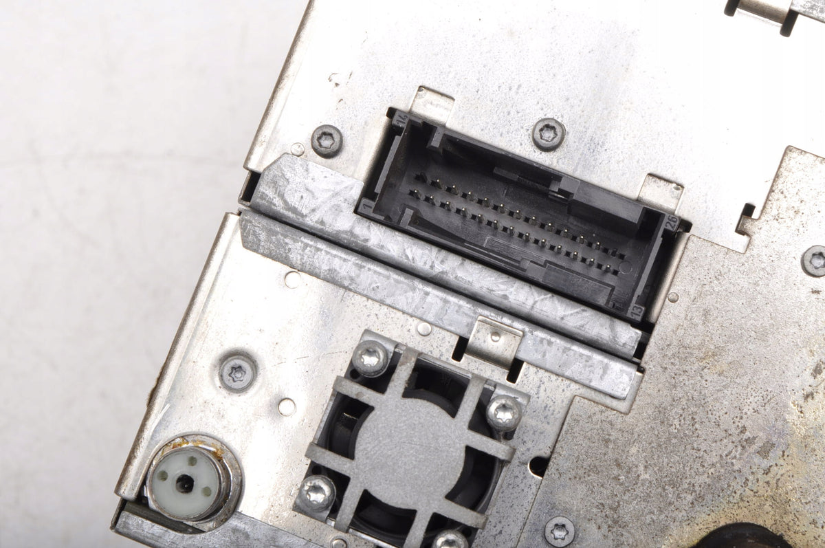 AUDI A4 B6 RADIO NAVIGATION 4D0035192E