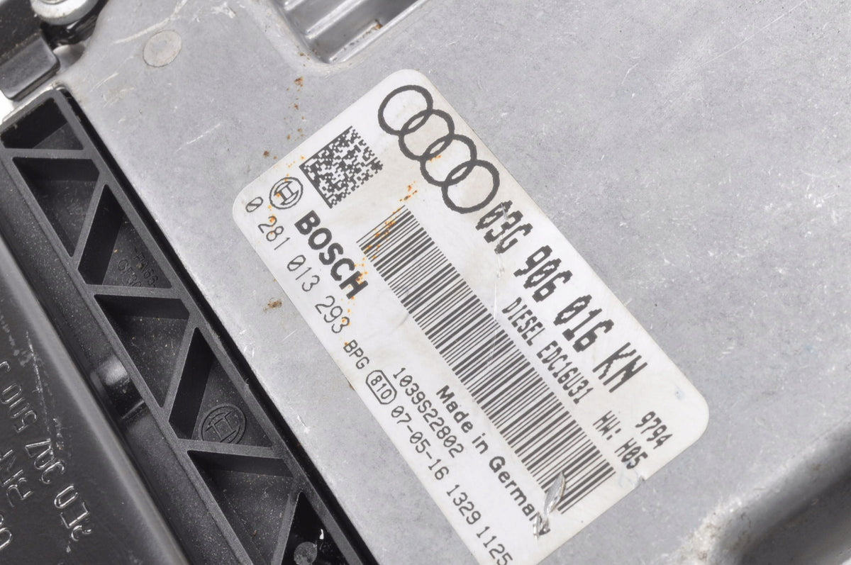 AUDI A4 B7 2.0 TDI COMPUTER ENGINE DRIVER 03G906016KN