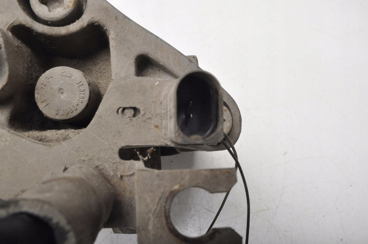 AUDI A4 B7 2.0 TFSI BRAKE CALIPER LEFT FRONT