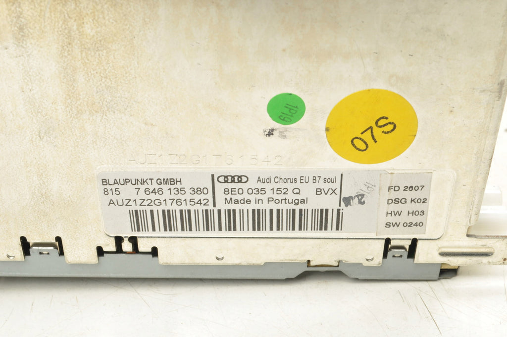 AUDI A4 B7 RADIO 8E0035152Q AUDI CHORUS