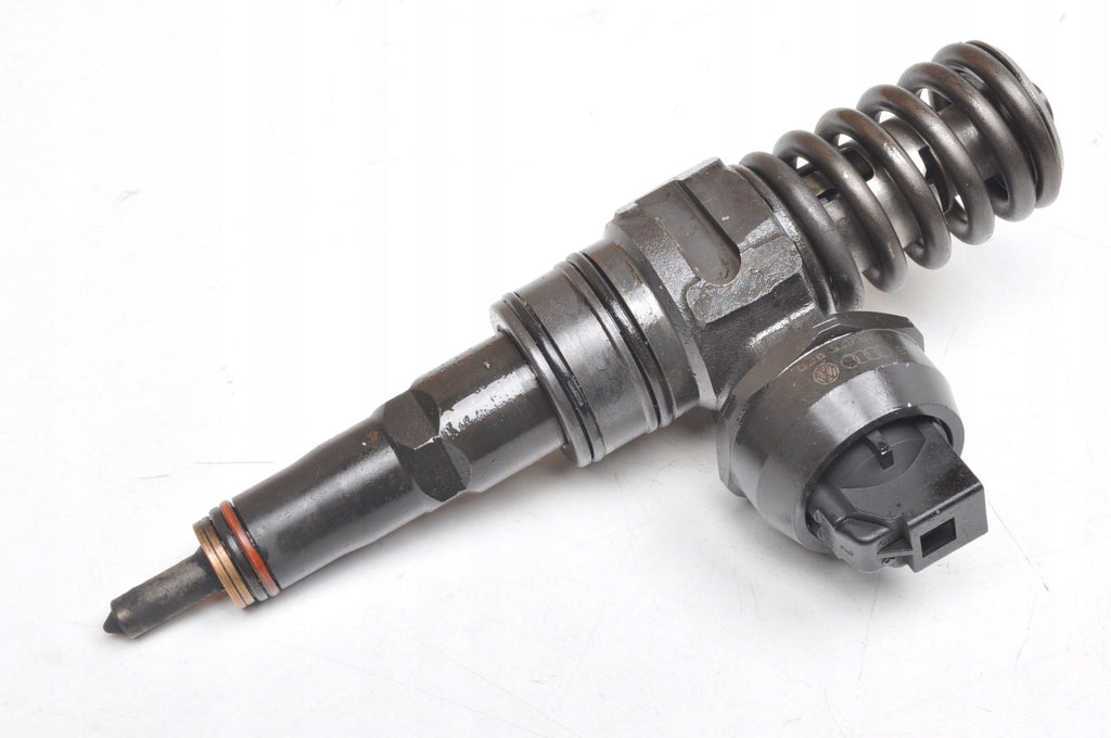 AUDI A4 B7 SKODA SUPERB I 1.9 TDI 130KM PUMP INJECTION 038130073BH