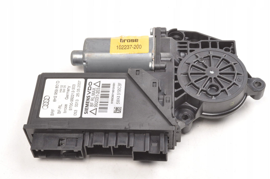 AUDI A4 B7 WINDOW MOTOR LEFT FRONT 8H2959801D