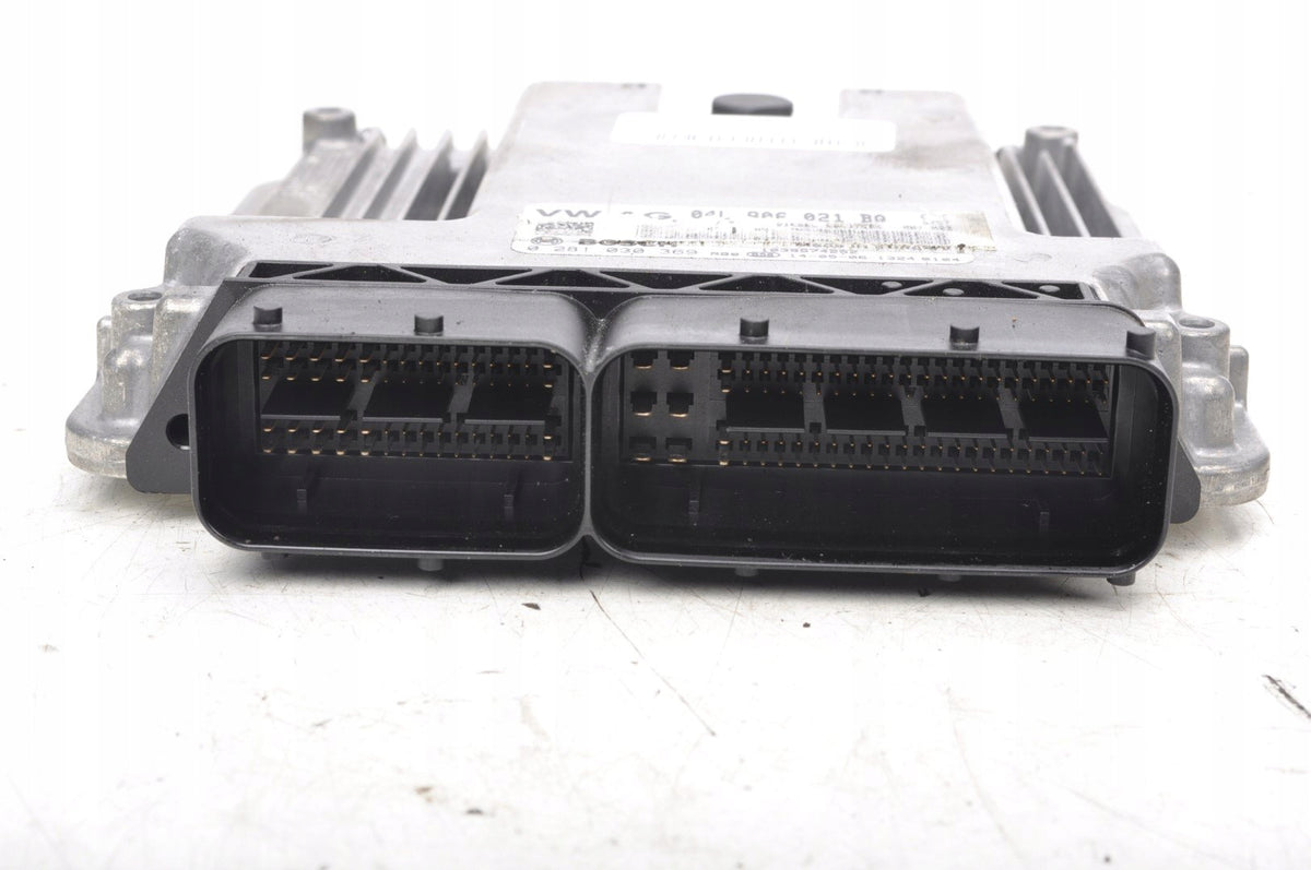 AUDI A4 B8 2.0 TDI ENGINE CONTROLLER 04L906021BQ