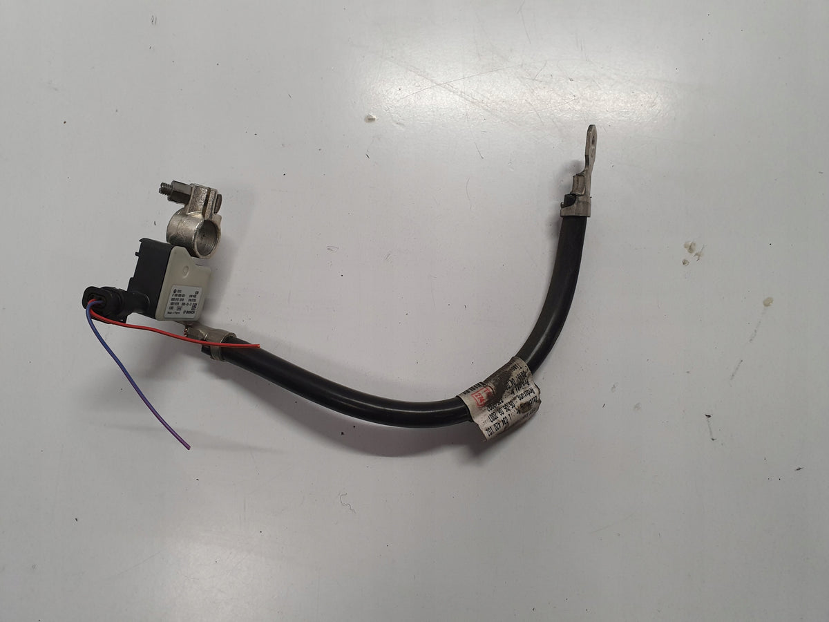 AUDI A4 B8 A5 8T MINUS CLAMP 8K0915181B