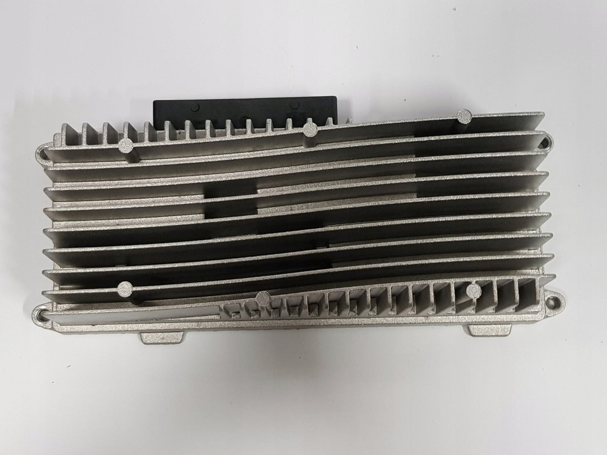 AUDI A4 B8 A5 Q5 AMPLIFIER 8R0035223F